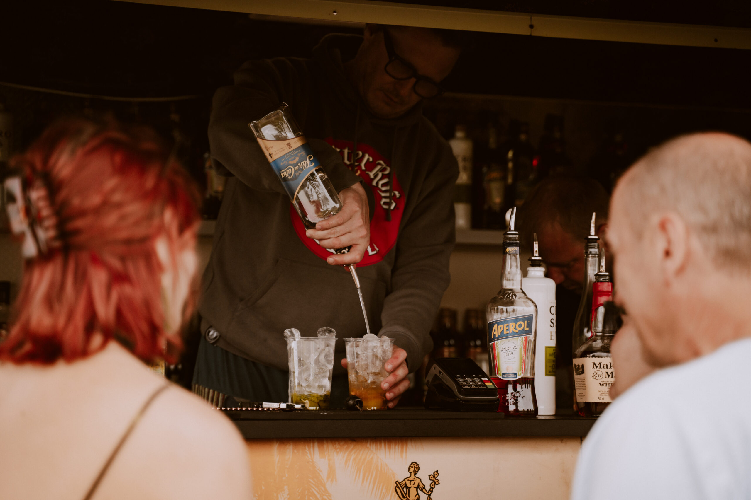 Ürituste, kontserdi fotograaf tallinnas. Hendik Sal saller