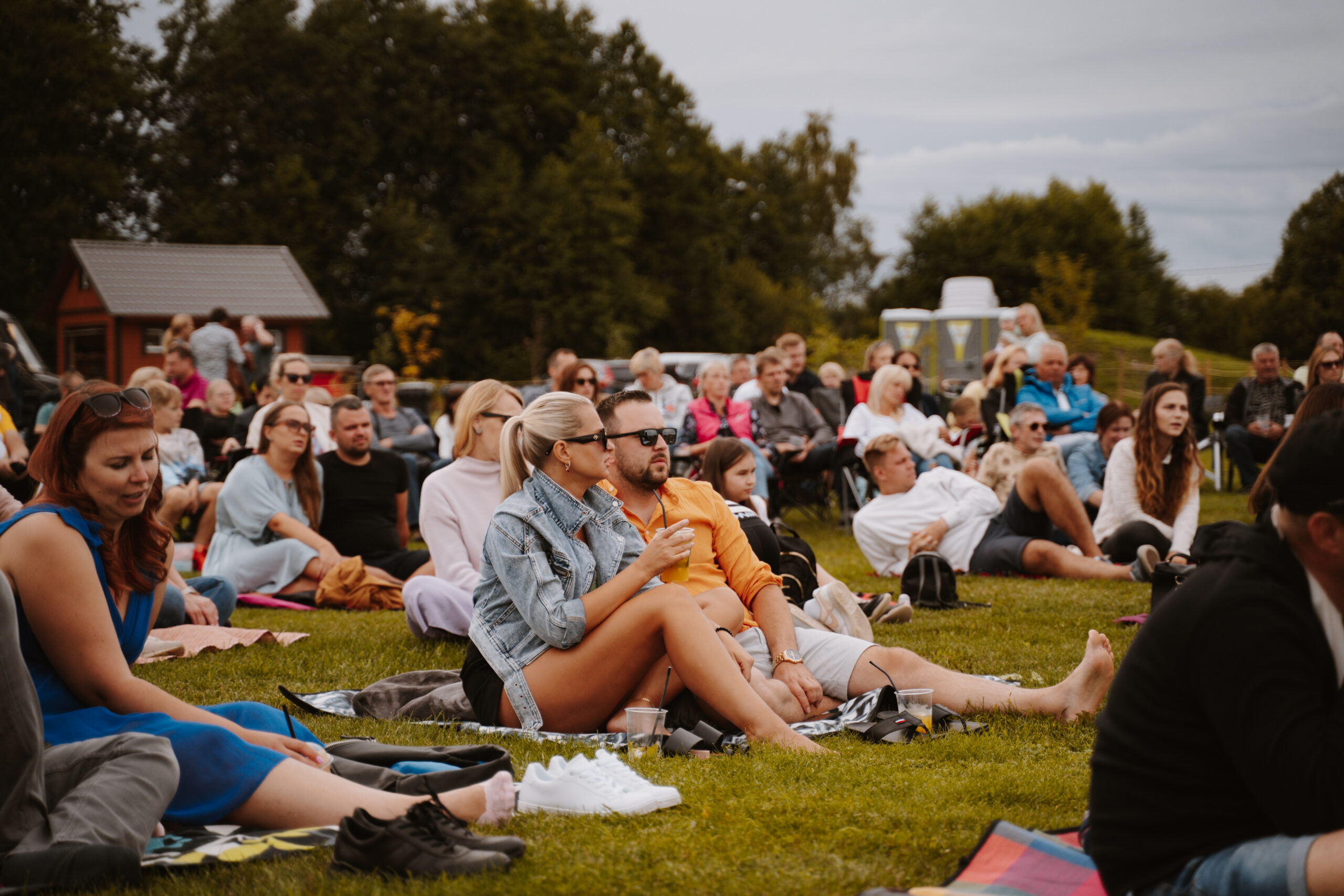 Ürituste, kontserdi fotograaf tallinnas. Hendik Sal saller